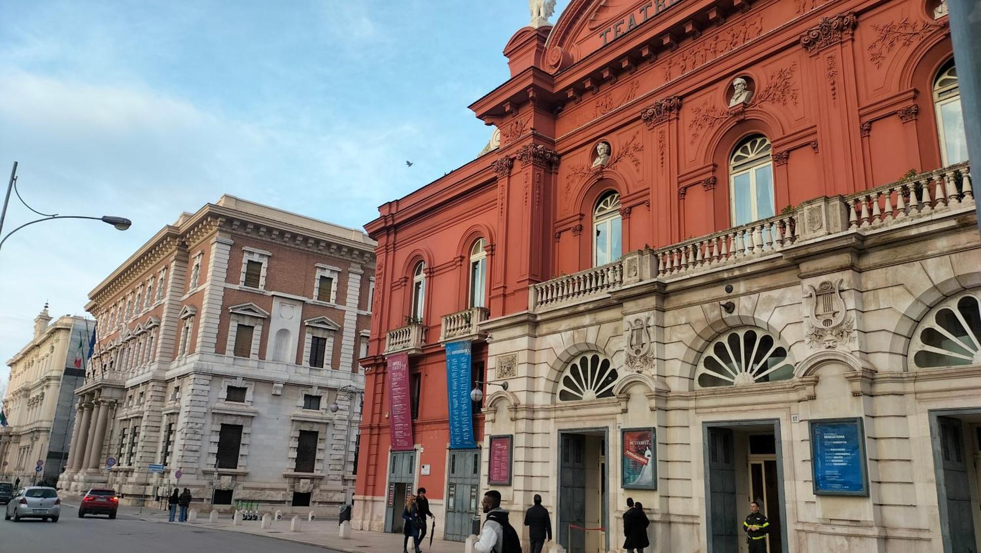 Al Teatro Rooms Bari Luaran gambar